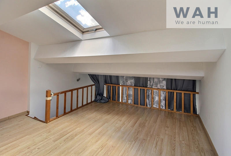 Appartement - 84 m² - 2 pièces