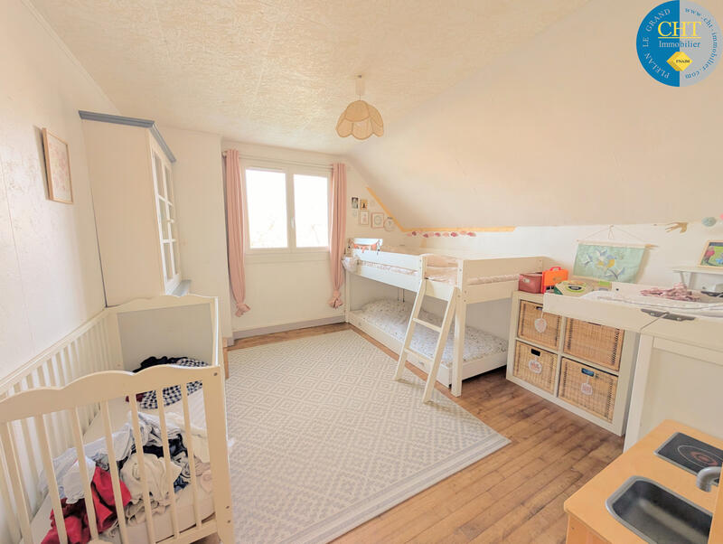 Maison - 143 m² - 7 pièces