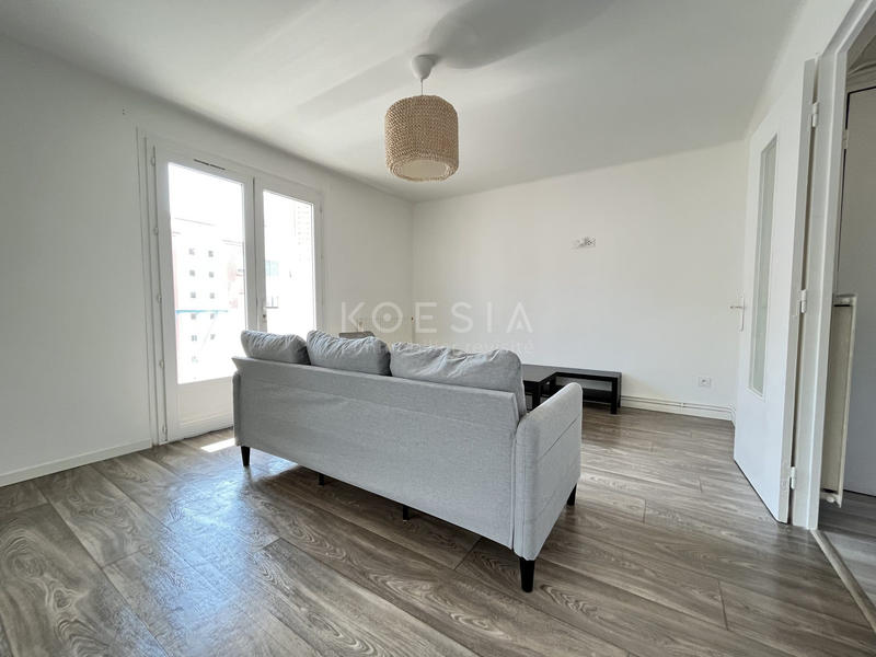 Appartement - 79 m² - 4 pièces