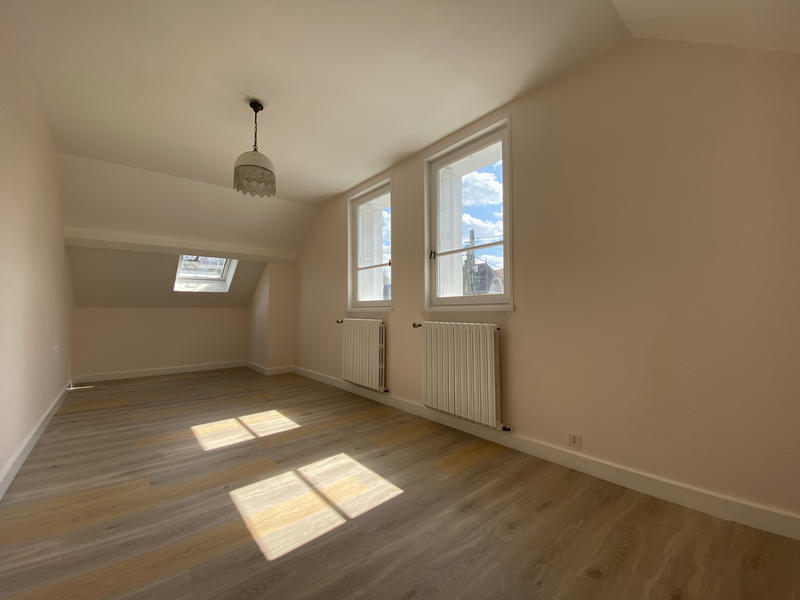 Maison - 152 m² - 7 pièces