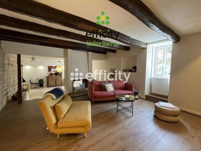 Maison - 240 m² - 7 pièces