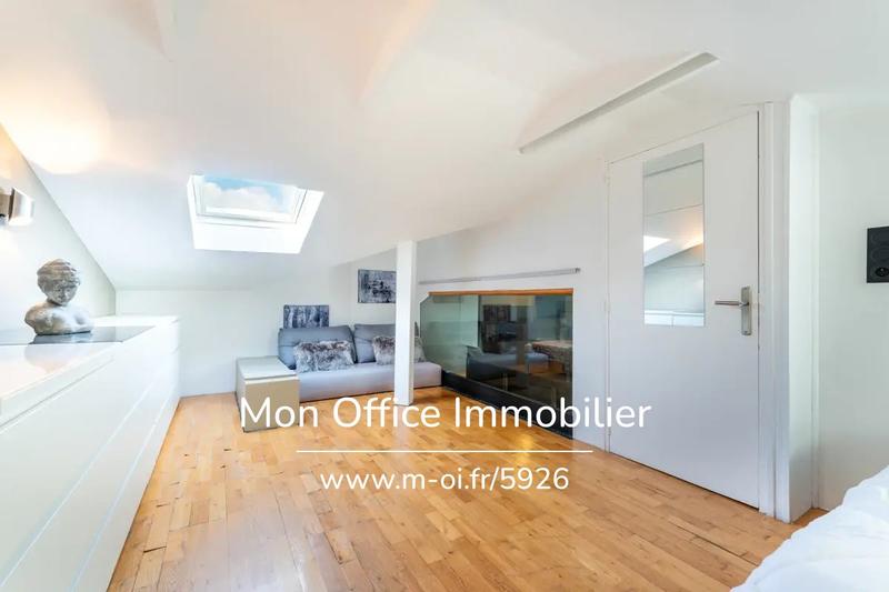 Maison - 82 m² - 5 pièces