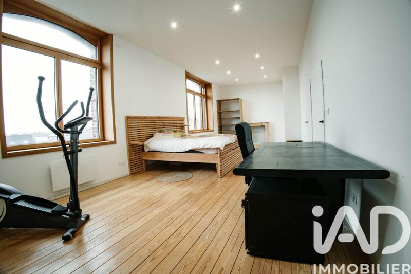 Maison - 342 m² - 15 pièces