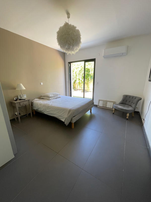 Villa - 220 m² - 9 pièces