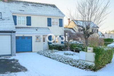 Maison - 95 m² - 4 pièces