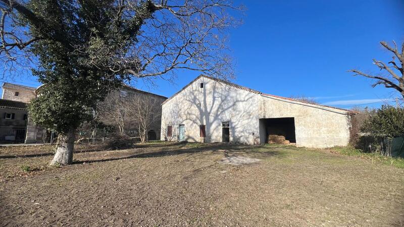 Corps de ferme - 192 m² - 1 pièce