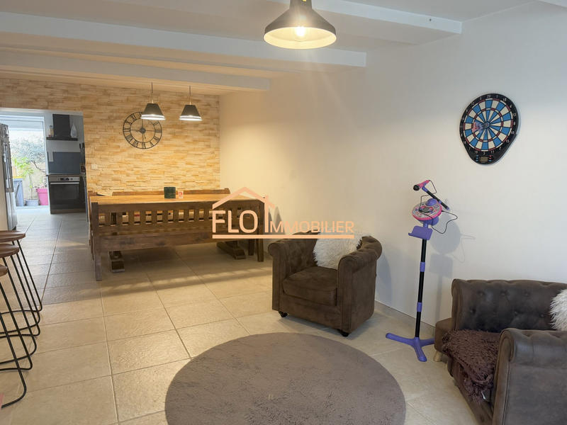 Maison - 96 m² - 5 pièces