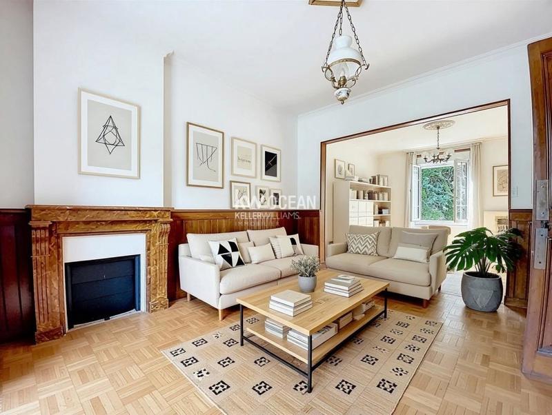 Maison - 101 m² - 7 pièces