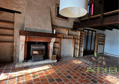 Maison - 265 m² - 7 pièces