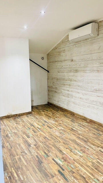 Local commercial - 145 m²