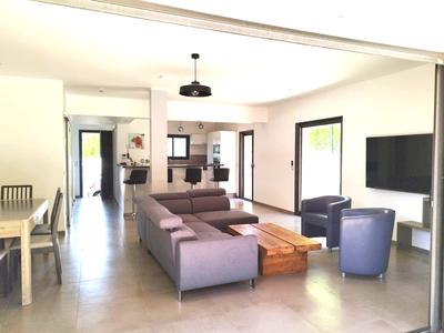 Maison contemporaine - 143 m² - 5 pièces
