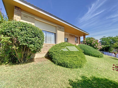 Maison - 140 m² - 6 pièces