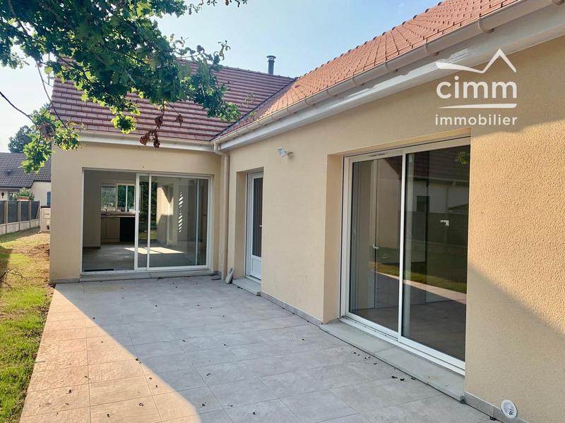 Maison - 104 m² - 5 pièces