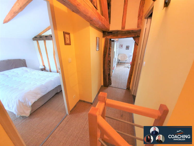 Maison traditionnelle - 198 m² - 6 pièces