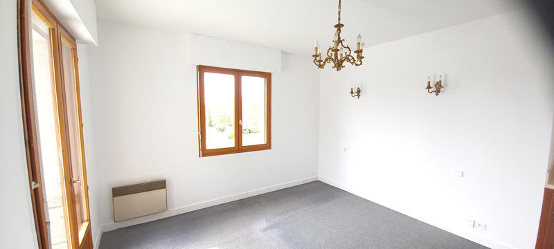 Maison - 180 m² - 8 pièces