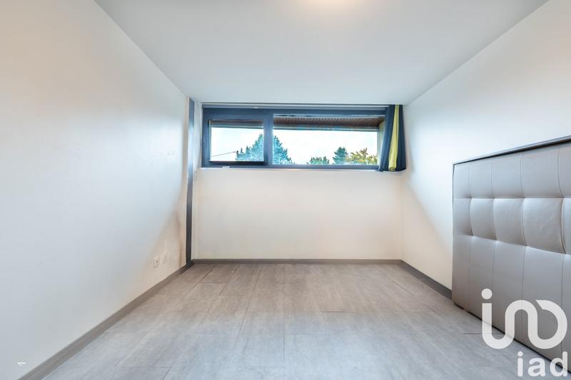 Appartement - 99 m² - 4 pièces