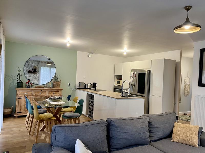 Maison - 102 m² - 4 pièces