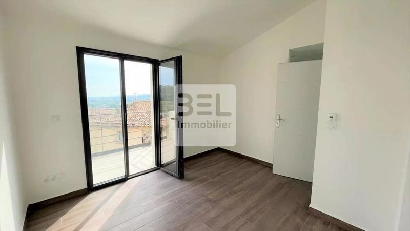 Villa - 147 m² - 8 pièces