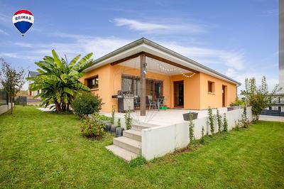 Maison - 228 m² - 6 pièces