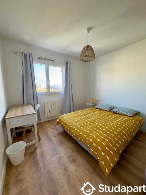 Chambre - 10 m² - 1 pièce