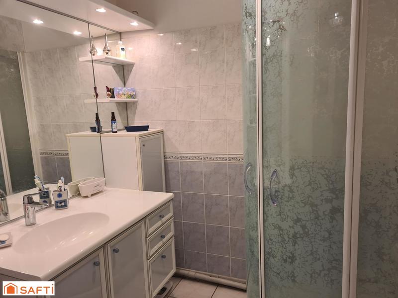 Appartement - 77 m² - 3 pièces