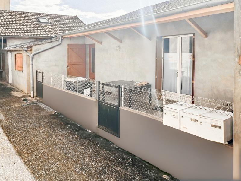 Immeuble - 274 m² - 14 pièces