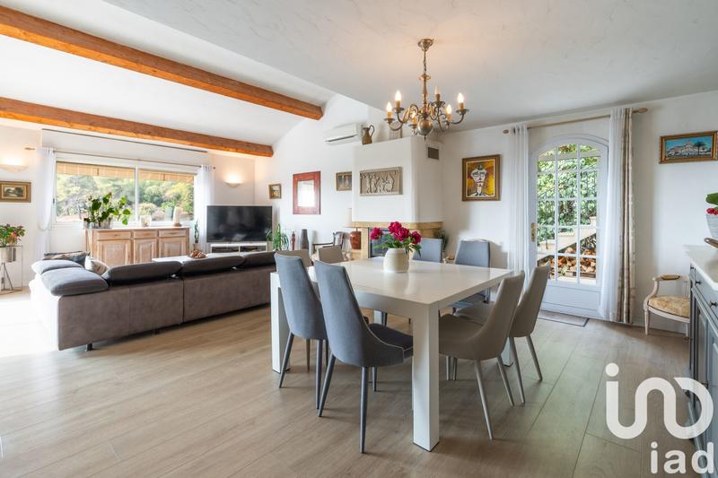 Maison - 200 m² - 6 pièces