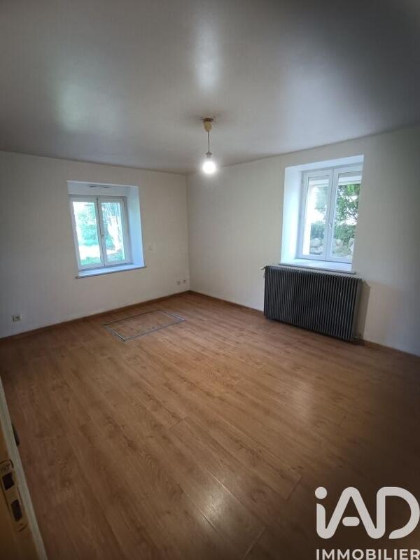 Maison de village - 116 m² - 7 pièces