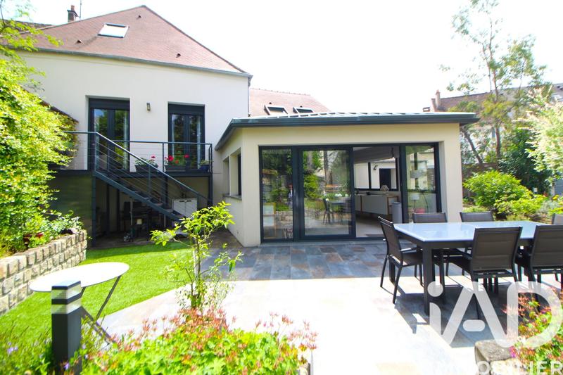 Maison - 170 m² - 6 pièces