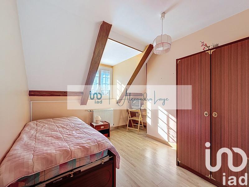 Maison - 96 m² - 6 pièces