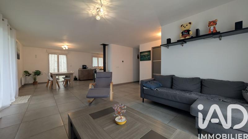 Maison - 96 m² - 4 pièces