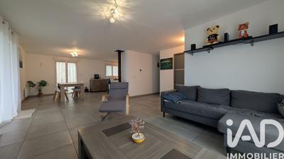 Maison - 96 m² - 4 pièces