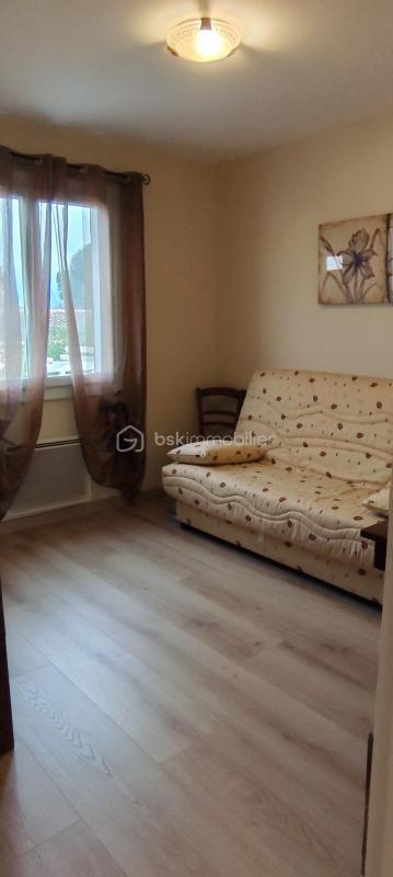 Maison traditionnelle - 104 m² - 5 pièces