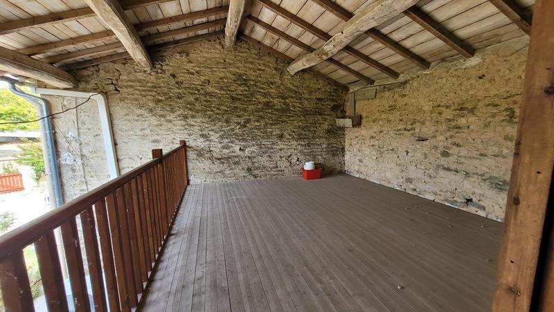 Maison - 230 m² - 9 pièces