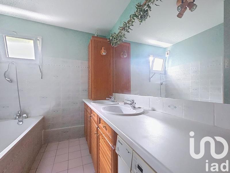 Appartement - 85 m² - 3 pièces