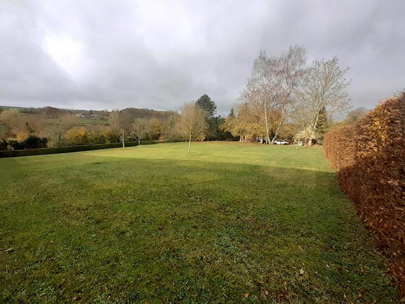 Propriété - 137 m² - 8 pièces