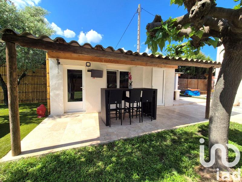 Maison - 202 m² - 5 pièces