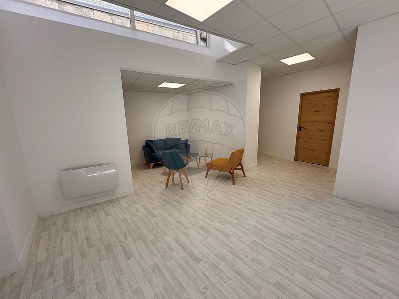 Local commercial - 396 m² - 3 pièces