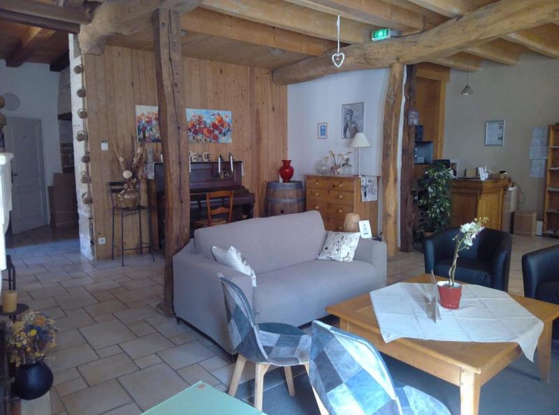 Maison - 713 m² - 15 pièces