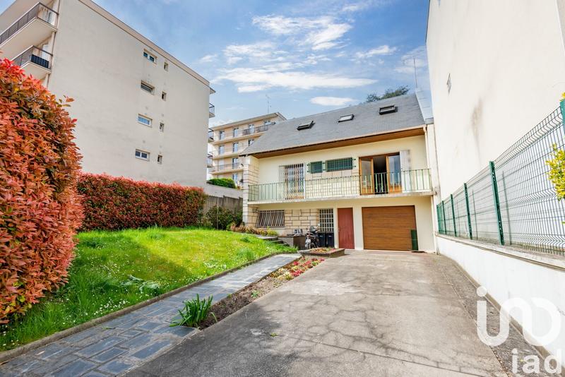 Maison de maîtres - 190 m² - 8 pièces