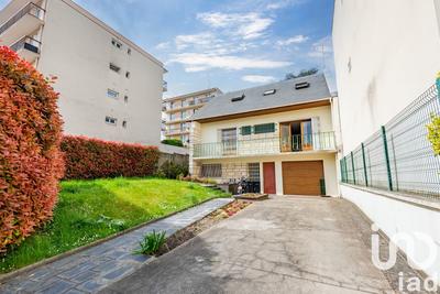 Maison de maîtres - 190 m² - 8 pièces