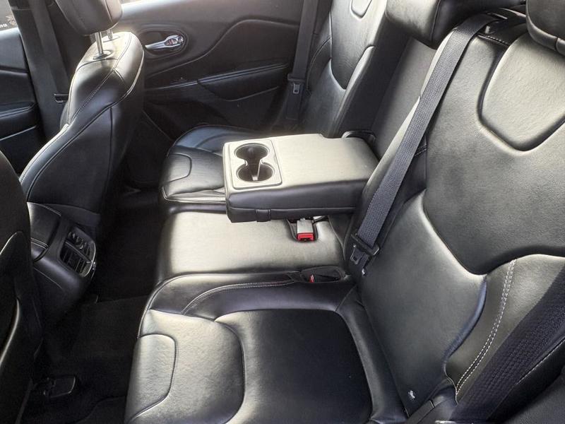 Jeep Cherokee 2.0 Crd 140cv Longitude Bvm6