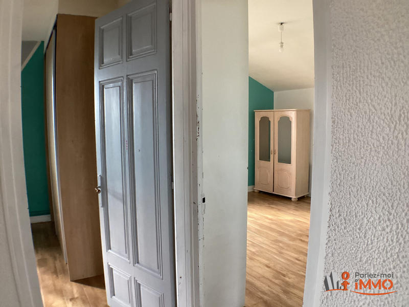 Appartement - 80 m² - 3 pièces