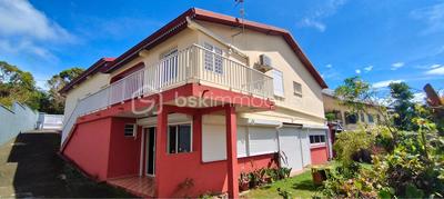 Maison - 355 m² - 12 pièces