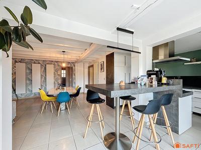 Maison - 175 m² - 6 pièces