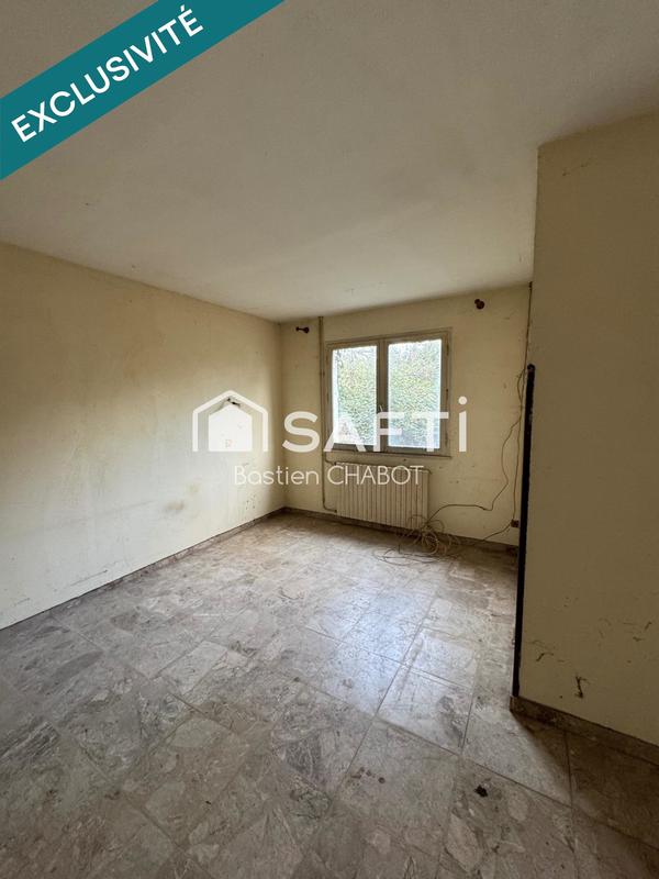 Maison - 93 m² - 4 pièces