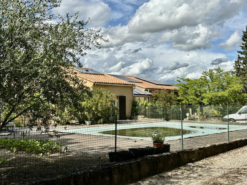 Villa - 107 m² - 5 pièces