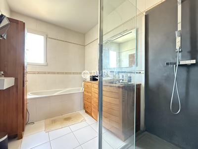 Maison contemporaine - 115 m² - 6 pièces