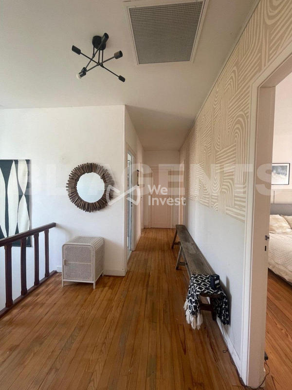 Maison - 166 m² - 7 pièces