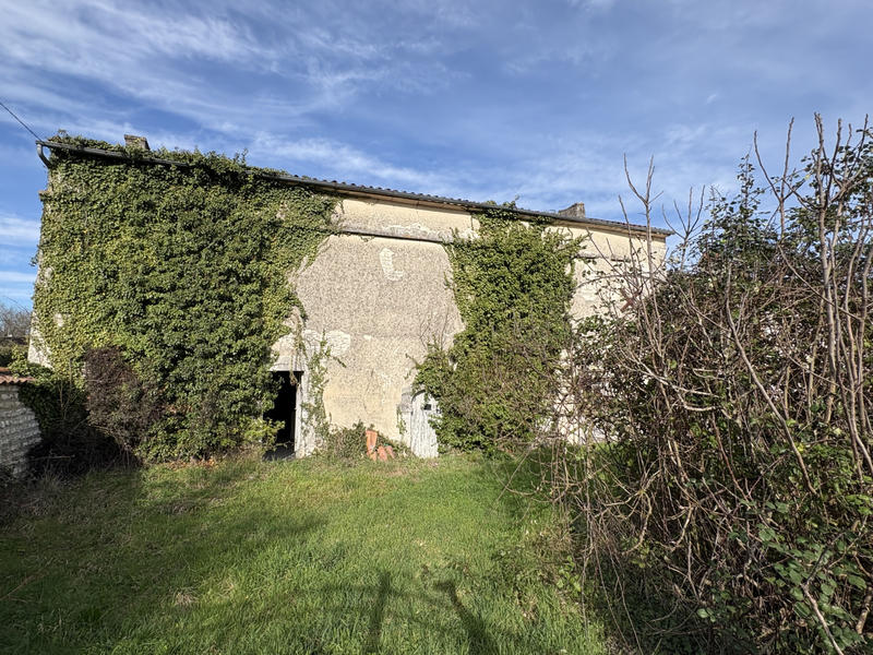 Maison - 200 m² - 3 pièces